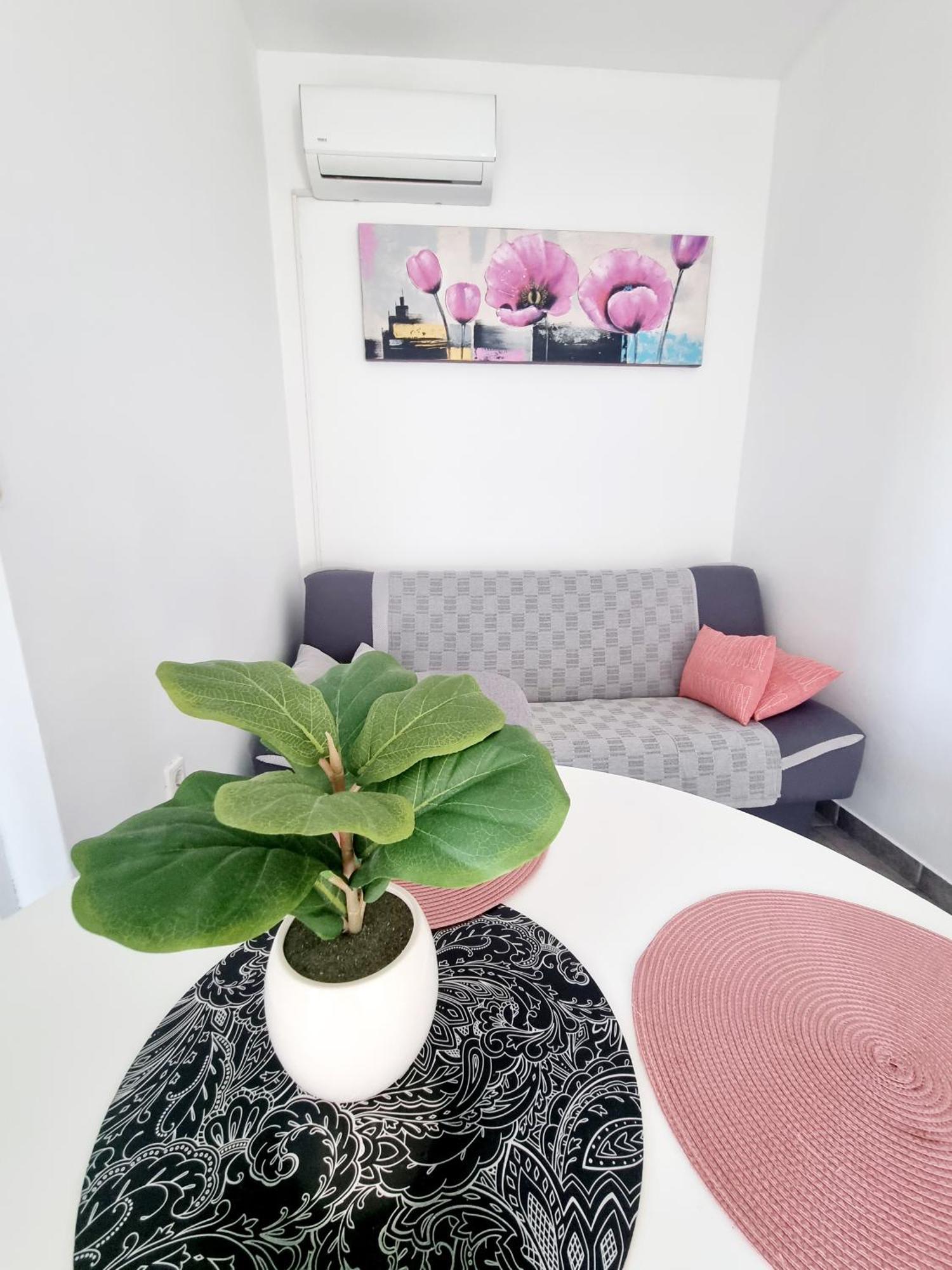 Apartments Ema Пула Екстериор снимка