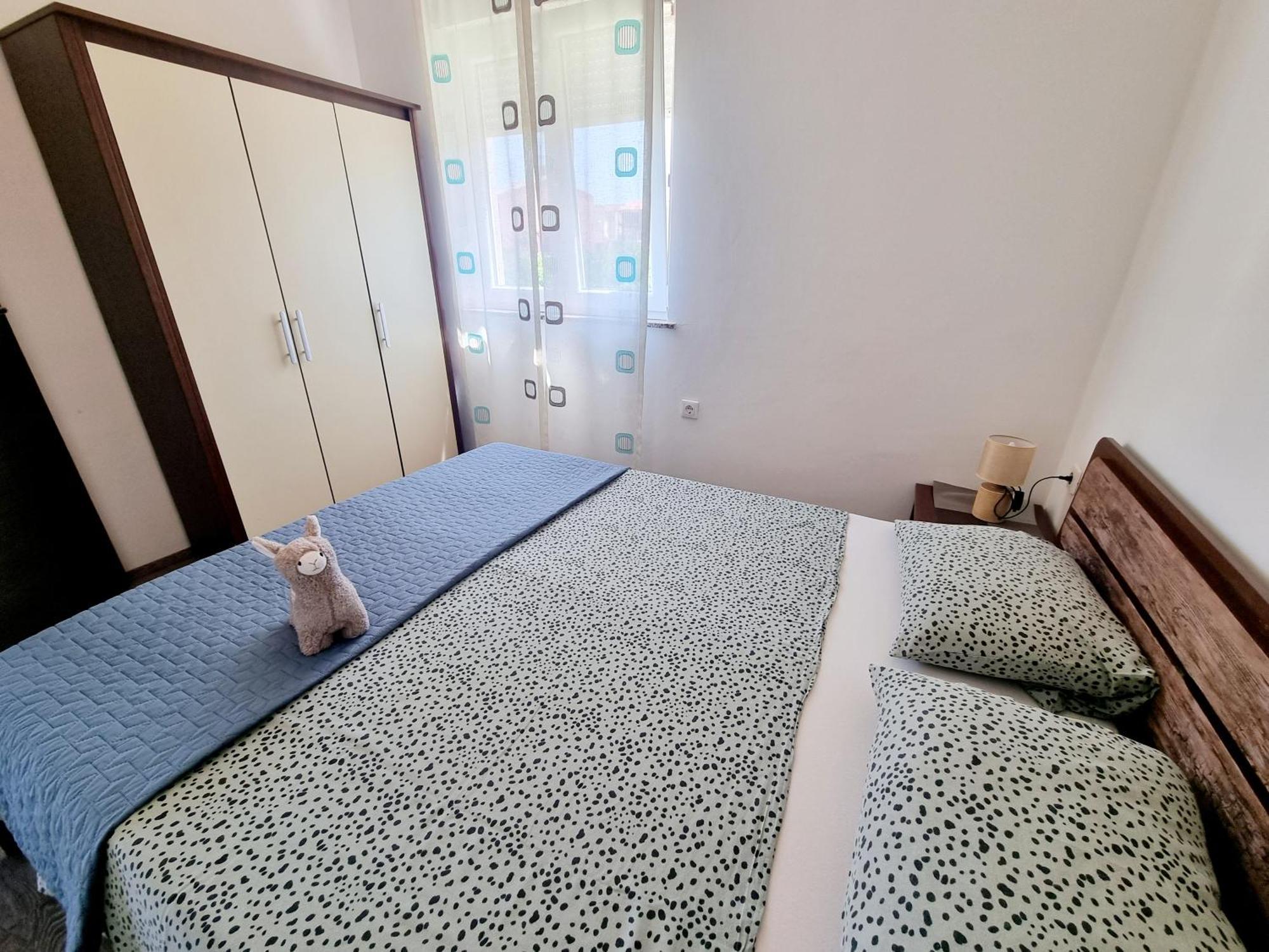 Apartments Ema Пула Екстериор снимка