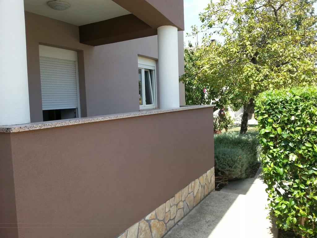 Apartments Ema Пула Екстериор снимка